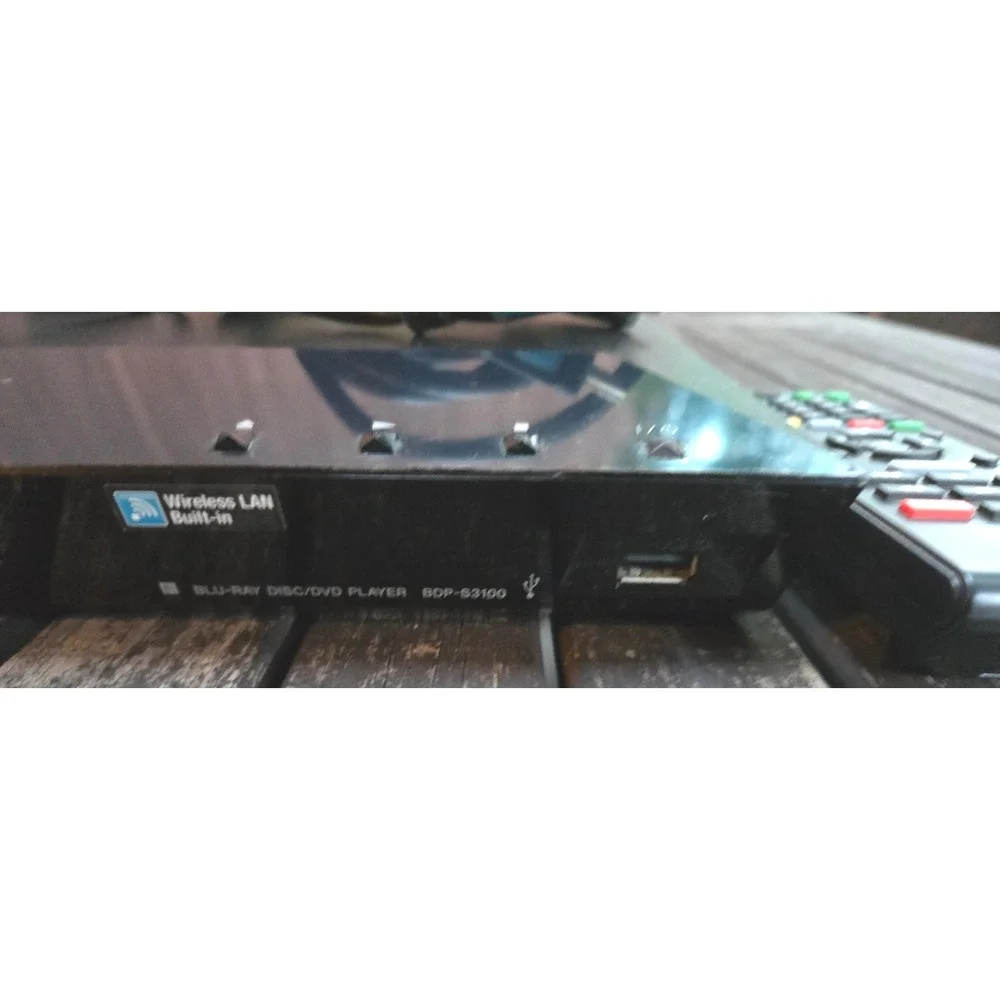Sony BDP-S3100 Blu-ray DVD Player Built-in Wi-Fi Streaming with Remote HDMI